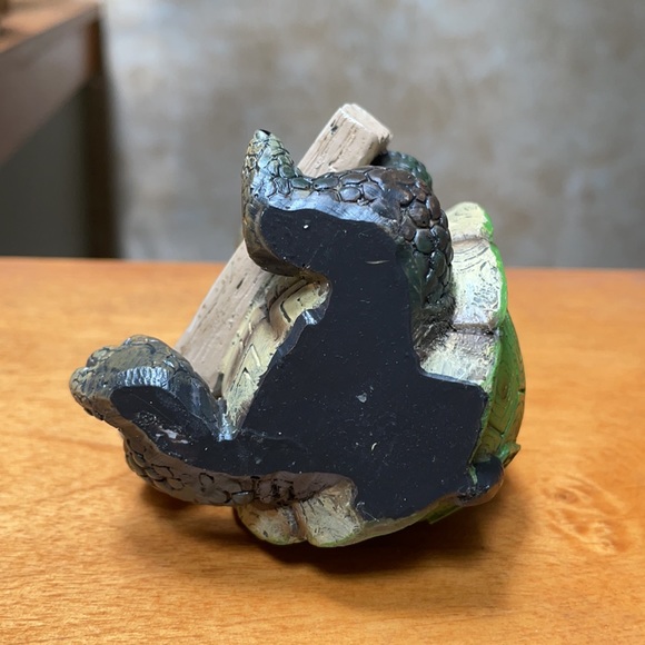 Eat My Dust Turtle Figurine - Picture 10 of 12